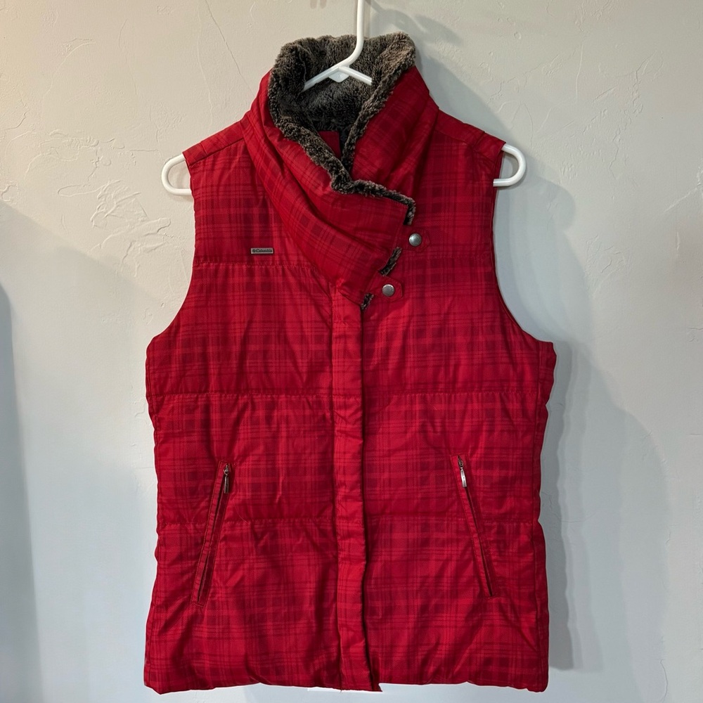 Columbia Red Plaid Women's Vest